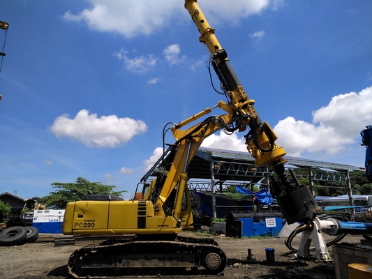 Ekskavatör, Caterpillar Şasili KR50 Döner Sondaj Ekipmanı Ataşmanını Dönüştürüyor
