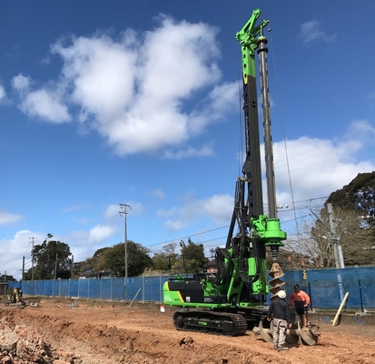KR90M-CAT Rotary Drilling And Piling Rig Makine Hidrolik Çarpıcı Toprak Çok Övüldü