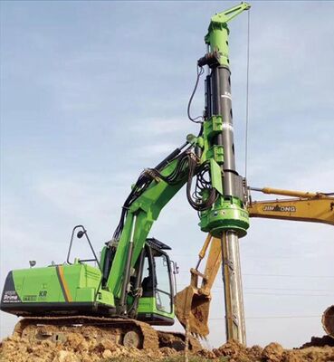 Verimli Kazık Temel İnşaatı için 50kN Kaldırma Kuvvetli, 35kNm Döner Kafa Çıkış Torklu ve 10° İleri Eğimli Döner Kazık Makinesi