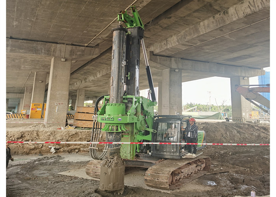 1800mm 28M Düşük Boşluklu Kazık Rig 30rmp Fore Kazık Delme Makinesi